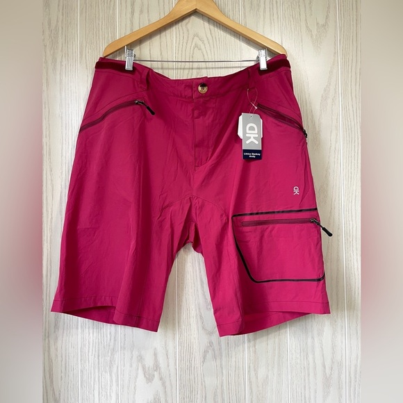 Little Donkey Andy Dry Tech 4-Pocket UV Protection Magenta Shorts Men’s 3XL NWT - Picture 1 of 3